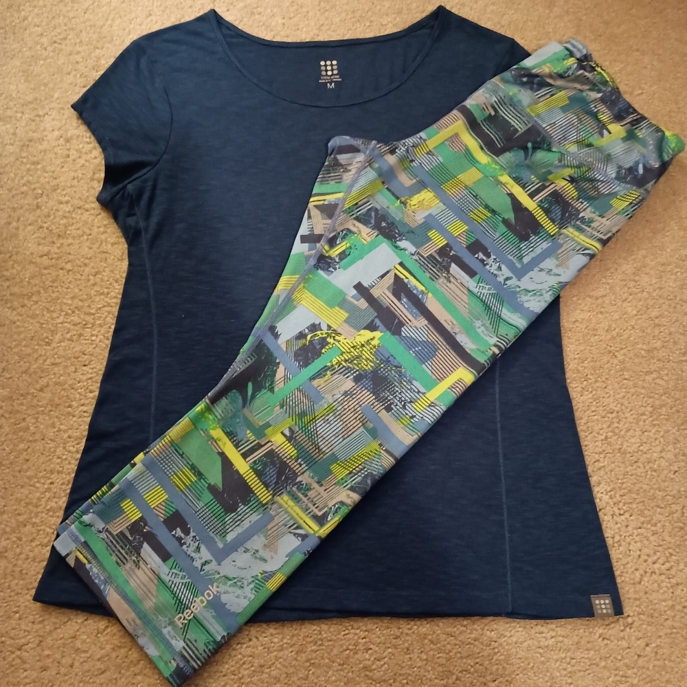 Title 9 Blue‎ Tee and Reebok Multicolor Leggings Bundle Workout Performance Yoga